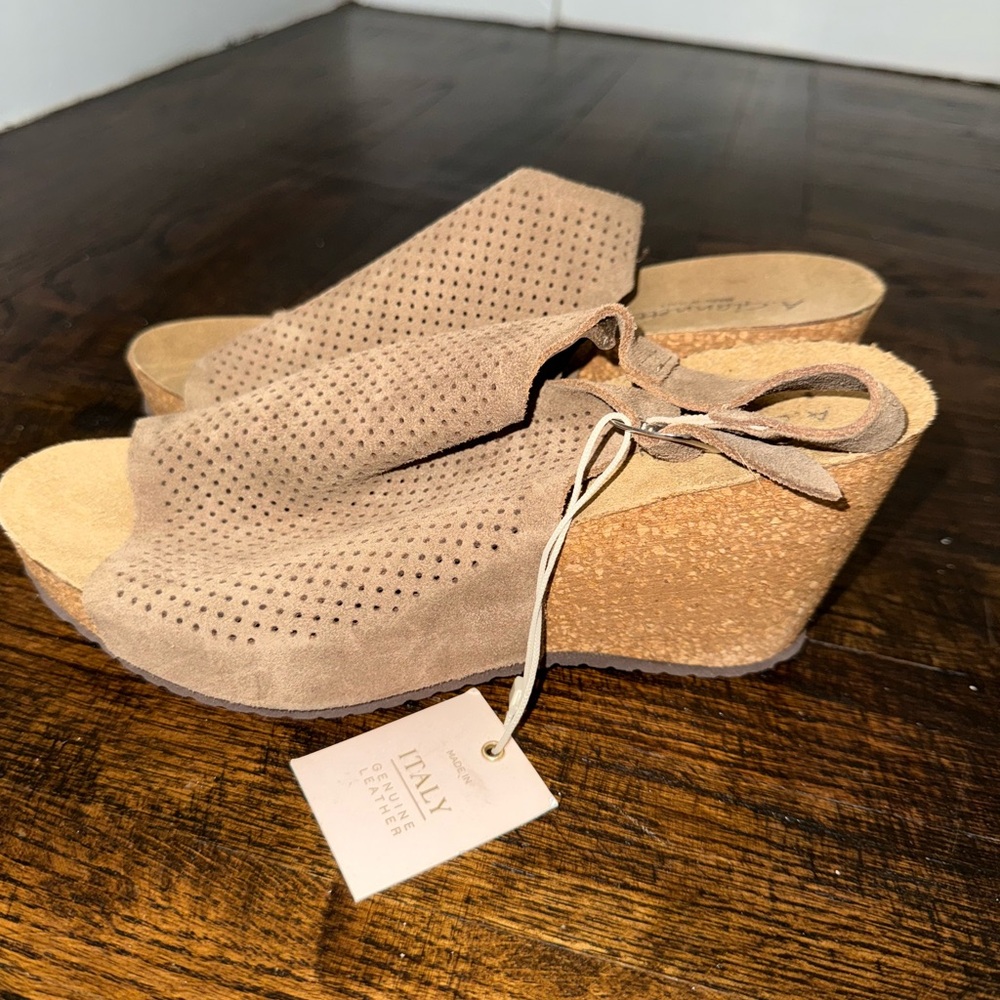 A. Giannetti Women's Tan Wedges- NEW made in Italy - Picture 6 of 9
